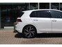 Volkswagen Golf 1.5 TSI R-LINE 130pk I Navi I Climate I Carplay I Sfeerverlichting I DAB I 1e eigenaar