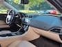 Jaguar XE 2.0 D 163pk Automaat Portfolio Premium Business Pack | Origineel NL | Navi | Bi-Xenon | Clima | Cruise | Leder+Verwarmd+Elek.Verstel | Pdc V+A+Camera | Rijstrook+Licht+Regensensor | 19''lm