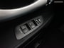 Toyota Auris 1.8 Full Hybrid Executive Business (NAVIGATIE,LED VERLICHTING,OPEN DAK,KEYLESS,ALCANTARA,CRUISE,TREKHAAK,TOPCONDITIE)