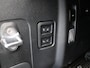 Land Rover Defender 110 P300e 110 X-Dynamic SE | Cold Climate Pack | Black Pack | Glazen schuif-/kanteldak