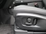 Land Rover Defender 110 P300e 110 X-Dynamic SE | Cold Climate Pack | Black Pack | Glazen schuif-/kanteldak
