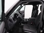 Land Rover Defender 110 P300e 110 X-Dynamic SE | Cold Climate Pack | Black Pack | Glazen schuif-/kanteldak