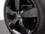 Land Rover Defender 110 P300e 110 X-Dynamic SE | Cold Climate Pack | Black Pack | Glazen schuif-/kanteldak