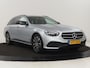 Mercedes-Benz E-klasse 300de Avantgarde | Schuifdak | Stoelverwarming | Carplay | Sfeerverlichting | Trekhaak | 360 camera | Navigatie | Full LED