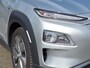 Hyundai Kona Electric EV Fashion 64 kWh 3 Fase | Rijklaarprijs! | SOH = 100% | Stoel & stuur verwarming | Adaptive cruise control | Incl 36 mnd Garantie! |