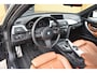 BMW 3-Serie Touring 318i M Sport * M Sportpakket * Leder * Stoelverwarming * Navigatie Professional * LED * PDC *