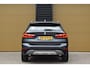 BMW X1 sDrive20i * X line * Stoelverwarming * Leder * Head-up * LED *