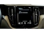 Volvo XC60 2.0 T6 AWD 250kW/340pk Aut8 Recharge Inscription BOWERS&WILKINS + HEAD UP + BLIS + PANORAMADAK + ADAPT.CRUISE + PILOT ASSIST + SPORTSTOELEN + CAMERA + ADAPTIVE LED + EL.TREKHAAK + STOEL-&STUURVERWARMING + BLIS + PARKSENSOREN V&A + 22" LM-VELGEN!!