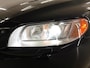 Volvo V70 2.0T R-Edition | stoelverwarming | Navigatie | Regen sensor | High Performance Audio | Actieve bochtverlichting | Xenon | Leder | Dakrails | Bluetooth |