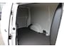 Volkswagen Transporter Highline | 150PK DSG | L2 | Trekhaak | PDC Achter | Cruise Control | Betonplex Laadvloer | | 2 zitplaatsen rechtsvoor | Achterklep | Achteruitrijcamera