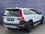 Volvo XC70 2.0 T5 FWD Summum | Bi-Xenon koplampen | Trekhaak | Schuif kantel dak | Standkachel | 18"Glossy black velgen | Lederen interieur | elektrisch verstelbare voorstoelen | verwarmbare voorstoelen |