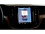 Volvo XC60 2.0 B4 Diesel MHEV 155kW/211pk Aut8 Black PANORAMADAK + 360 CAMERA + GOOGLE DASH + EL.TREKHAAK + STOELVERWARMING&-VENTILATIE + GLASPOOK + PILOT ASSIST + ADAPT.CRUISE + STUURVERWARMING + STYLING PACK + PARKASSISTENT + 22" LM-VELGEN!!