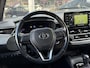 Toyota Corolla 2.0 Hybrid First Edition | Stoel + Stuurverwarming, 17 inch, Keyless, Privacy glass, Apple CarPlay/Android Auto