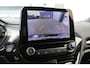 Ford Fiesta 1.0-100pk EcoBoost ST-Line. Luxe en sportieve Fiesta ! Stoel-, stuur- en voorraamverwarming, keyless entry/keyless go, adaptive cruise cntrl, volautm. airco, camera, parkeersensoren v+a, navigatie by Apple/Android, LM wielen, lane assist, LED ver