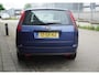 Ford Focus Wagon 1.6-16V Champion-Nieuwe Distr.Riem/Nieuwe APK