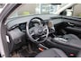 Hyundai Tucson 1.6 T-GDI HEV Premium Sky | Hybride | 1650KG trekgewicht | Trekhaak | Schuifkantel dak | Lederen bekleding | Elektrisch bedienbare voorstoelen met geheugen | 360 graden camera | Stoelverwarming en ventilatie | Hyundai Tucson 1.6 T-GDI HEV Premium Sky | Hybride | 1650KG trekgewicht | Trekhaak | Schuifkantel dak | Lederen bekleding | Elektrisch bedienbare voorstoelen met geheugen | 360 graden camera | Stoelverwarming en ventilatie |