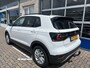 Volkswagen T-Cross 1.0 TSI Life / GARANTIE TM 01-2027/ TREKHAAK/ ADAPT. CRUISE/ PARK. SENSOREN/ DAB RADIO/ BLUETOOTH/ APP-CONNECT/ AIRCO/ 16" LMV/ LEDER STUUR/ FRONT ASSIST/ LANE ASSIST