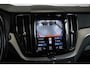 Volvo XC60 T8 Twin Engine AWD Inscription | Dealeronderhouden | 360° parkeercamera | Electrische bedienbare voorstoelen | Semi-electrische wegklapbare trekhaak | Stoelverwarming | Parkeersensoren voor + achter | Panoramadak | BLIS |
