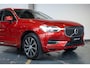 Volvo XC60 T8 Twin Engine AWD Inscription | Dealeronderhouden | 360° parkeercamera | Electrische bedienbare voorstoelen | Semi-electrische wegklapbare trekhaak | Stoelverwarming | Parkeersensoren voor + achter | Panoramadak | BLIS |