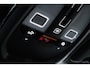 Volvo XC60 T6 Plug-in hybrid AWD Ultra Black Edition | Nieuw model! | Direct leverbaar | Adaptive cruise control | Google infotainment | luchtvering | Harman Kardon premium audio | 360° Parkeercamera | Parkeersensoren voor + achter | Stoel en stuurwiel verwarming | Electrische bedienbare voorstoelen