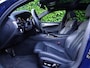 BMW 5-Serie Touring 520i High Executive | M-pakket | Head-up | Panodak | Sfeerverlichting