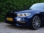BMW 5-Serie Touring 520i High Executive | M-pakket | Head-up | Panodak | Sfeerverlichting