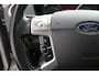 Ford Mondeo 2.0-16V Ghia nette sedan met trekhaak
