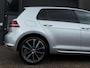 Volkswagen Golf 1.2 TSI Connected Series | Leder | 18'' LMV | Navigatie | 2x PDC