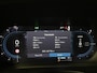 Volvo XC60 T8 AWD Recharge Ultimate Dark | Luchtvering | Bowers & Wilkins | Trekhaak | Crystal White | Head-Up Display | Adaptieve Cruise Control | Voorverwarming met Volvo On Call App | Full LED Meesturende koplampen | Stoelverwarming voor+achter | Stuurwielverwarm