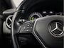 Mercedes-Benz A-klasse 180 CDI Ambition Sport (NAVIGATIE, LEDER, STOELVERWARMING, BLUETOOTH, SPORTSTOELEN, PARKEERSENSOREN, ZWART HEMEL, NIEUWSTAAT)