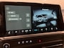 Volkswagen e-Transporter L2H1 Life 64 kWh 218 PK | Apple Carplay | Trekhaak | Voorruitverwarming | Stoelverwarming | Achteruitrijcamera | Dubbele Deuren Achter | Schuifdeur Rechts | LED Verlichting | DAB Radio | Rijstrookhulp |