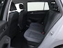 Volkswagen Golf Variant 1.5 eTSI Life Business | Digital Cockpit | | Parkeersensoren | Apple Carplay |  Stoelverwarming | Climate control | Elektrische stoelen |