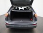Volkswagen Golf Variant 1.5 eTSI Life Edition | Automaat | Navigatie | Adaptive cruise control |  App-Connect | Verwarmbare Voorstoelen | Parkeersensoren vóór en achter |