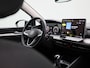 Volkswagen Golf Variant 1.5 TSI Life Edition 116 PK | Navigatie | Apple Carplay draadloos | Camera | Ruiten getint | Keyless | 17" Lichtmetalen velgen | Android Auto draadloos | Parkeersensoren | LED Koplampen |