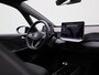 Volkswagen ID.3 Pro Oranje Edition 59 kWh | Navigatie | Draadloze Apple Carplay | Adaptieve cruise control | Lane assist | Stoelverwarming | Stuurwielverwarming | Climate control | Achteruitrij camera | Parkeersensoren |