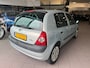 Renault Clio 1.2 Authentique ELEK. RAMEN 5 DEURS BJ 2001 !!!