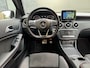 Mercedes-Benz A-klasse 180 d AMG Automaat | Navigatiesysteem | LED koplampen | Sportstoelen | Rode stiksels & gele remklauwen | Flippers | Parkeersensoren voor en achter