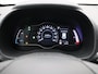 Hyundai Kona Hyundai Kona Premium 64kWh 204pk 482km WLTP [ SCHUIFDAK+LEDER+CAMERA+CARPLAY+CLIMAAT+PDC+NAVIGATIE ]