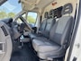 Peugeot Boxer 330 2.0 BlueHDI L1H2 Premium 3-Persoons | Trekhaak | Kastinbouw Laadruimte | Camera | Airco | Cruise Control | Rijklaarprijs! (Ex. BTW/BPM)