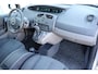 Renault Scenic 1.6-16V Tech Line Panoramadak, Schuif- kanteldak, Climate control, Radio cd speler, Cruise control, Zeer Nette auto.