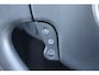Renault Scenic 1.6-16V Tech Line Panoramadak, Schuif- kanteldak, Climate control, Radio cd speler, Cruise control, Zeer Nette auto.