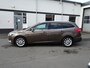 Ford Focus Wagon 1.0 Titanium Automatische airco, navigatie, cruise controle, licht metalen velgen, parkeersensoren voor en achter, stoelverwarming, stuurwiel verwarming, enz.