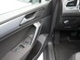 Volkswagen Tiguan 1.5 TSI Elegance Automaat | Appconnect | Achteruiitrijcamera | Navigatie | Wegklapbare trekhaak | Parkeerhulp |