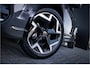 Volkswagen Tiguan 1.5 eTSI R-Line Edition - R Line | ACC | Massage | Stuurwiel verwarmd
