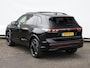 Volkswagen Tiguan 1.5 eHybrid R-Line Edition 204pk | Panoramadak | Trekhaak | DCC onderstel | Stoel- Stuurverwarming | Assistance pack | Black style pack