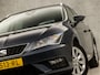 SEAT Leon ST 1.5 TSI Sport 150Pk Automaat (NAVIGATIE, CLIMATE, CAMERA, KEYLESS, SPORTSTOELEN, TREKHAAK, PARKEERSENSOREN, CRUISE, NIEUWSTAAT)