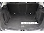 Land Rover Discovery Sport 2.0 Si4 4WD SE | Automaat | Trekhaak | Stoelverwarming V + A | Panorama Dak | Leer | PDC | Navi