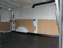 Ford Transit Custom 300 2.0 TDCI L2H1 Trend | Trekhaak | Camera | 3-Zits | CarPlay/Android Auto | Stoelverwarming | Verwarmde Voorruit | Cruise Control | DAB