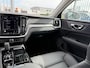 Volvo V60 2.0 T6 Plug-in hybrid AWD Essential | MJ 2026 | Leder | Blis | Adaptieve Cruise controle | 19" | Stuur + Stoelverwarming |