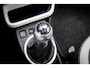 Renault Twingo 0.9 TCe Intens 90 PK MOTOR UNIEK EN RIJKLAAR. | Climat  | 15 inch LMV  | DAB Radio | | Cruise control |